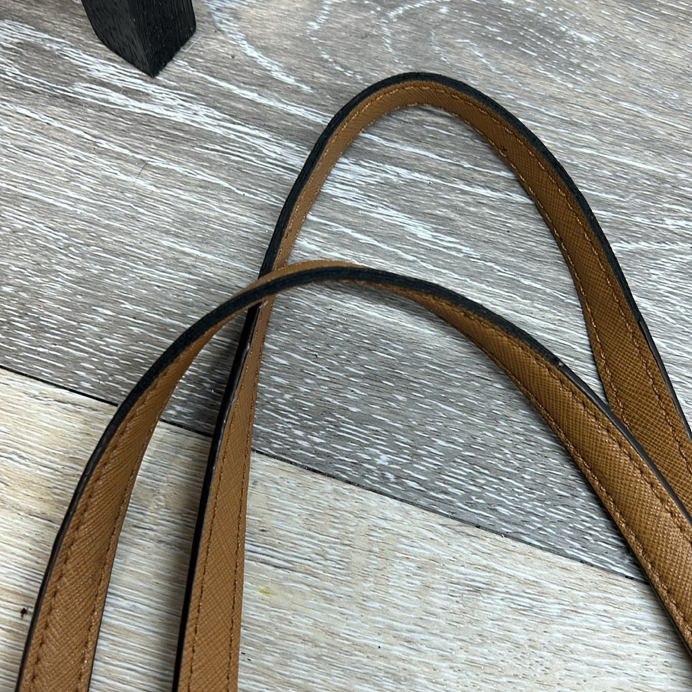 Michael Kors Tan Tote Bag - Picture 11 of 16